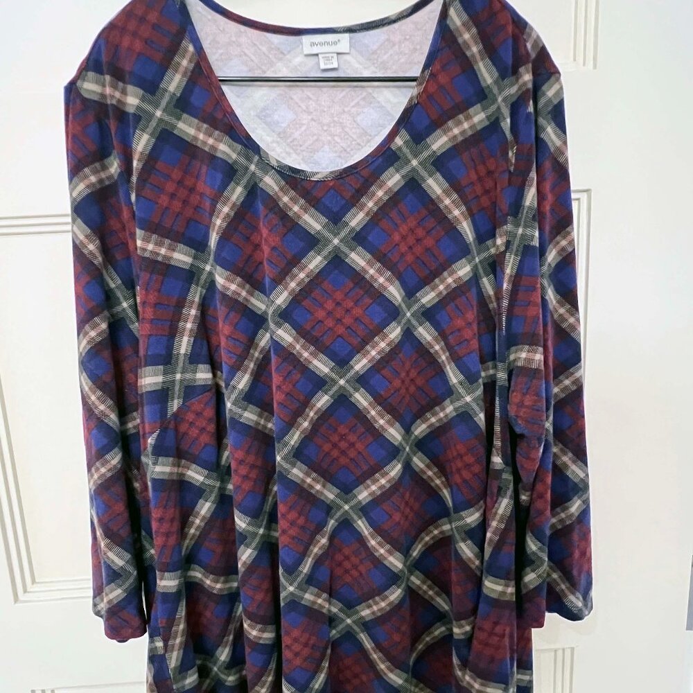 Burgundy and Navy Plaid Blouse Size 22, 24
